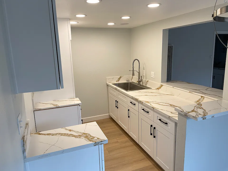 606 Chestnut Ave #17