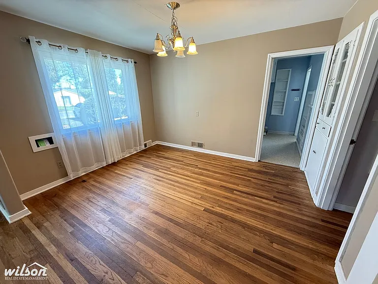 3404 W Yakima Ave — Photo 5