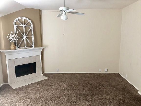 5th image of 5909 Sandalwood Dr