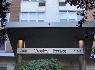 2160 Center Ave APT 1A, Fort Lee, NJ 07024