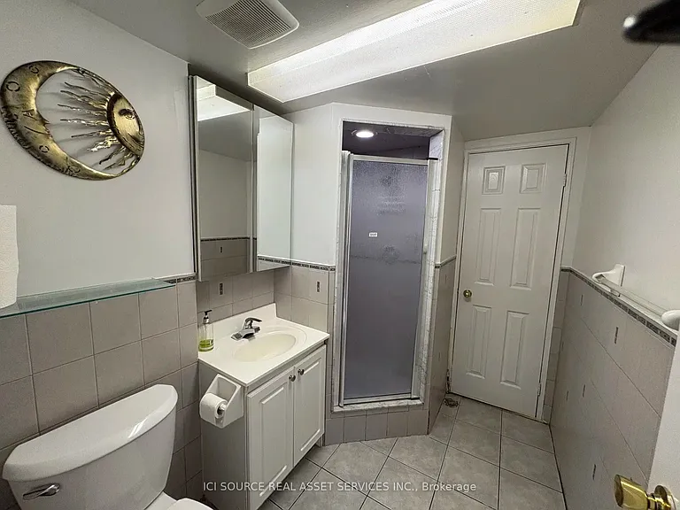 23 Broadbridge Dr #LOWER — Photo 8