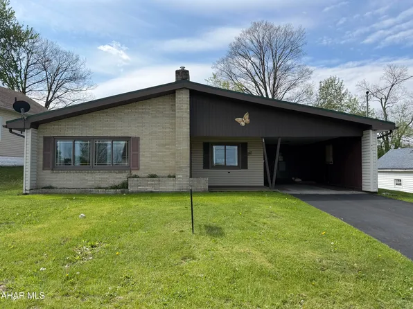 815 Lower Martin Ave, Portage, PA 15946