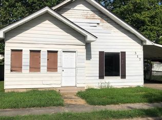 317 N 4th St, Paragould, AR 72450