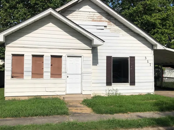 317 N 4th St, Paragould, AR 72450