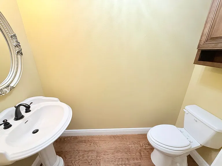 2610 Caldwell Cir — Photo 16