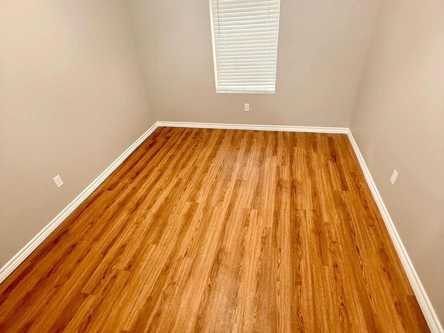 2 bed, 768 sqft, $1,095 — Photo 4
