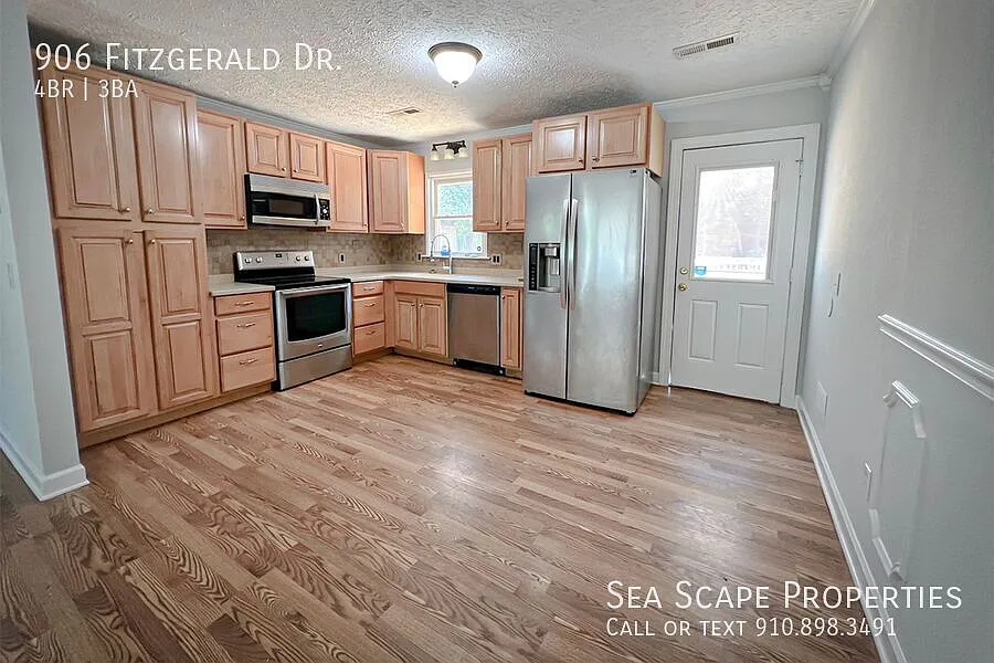 Building Photo - 906 Fitzgerald Dr