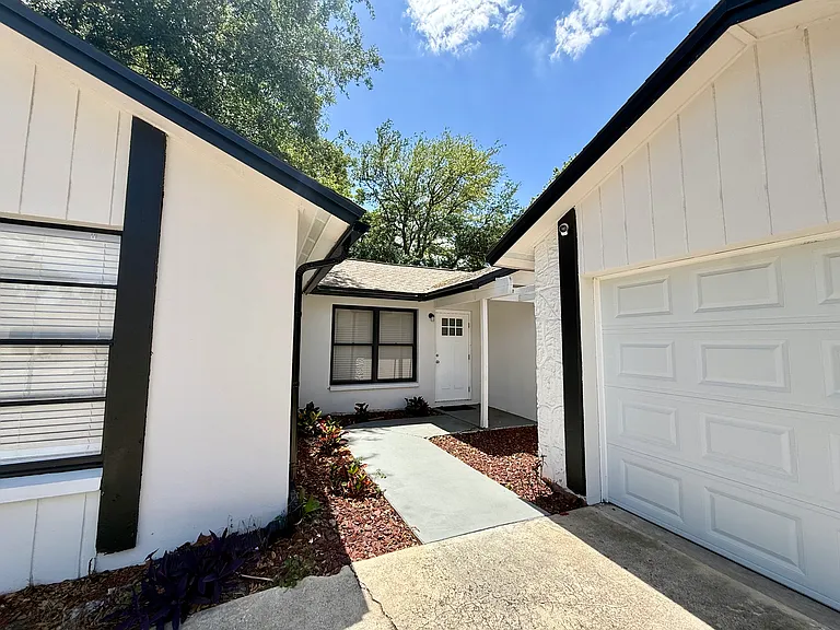 7502 Culver Ln — Photo 1