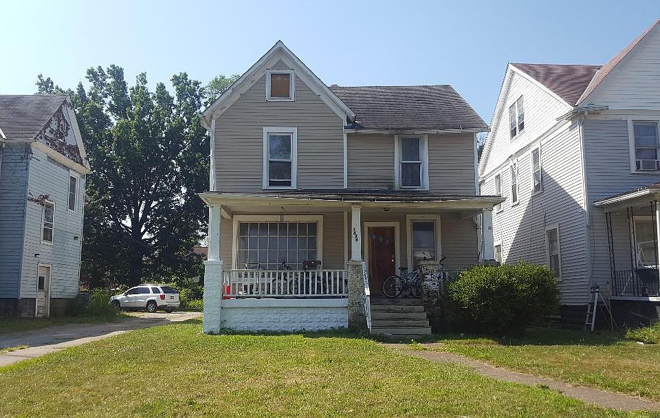 1st image of 1838 E 31st St