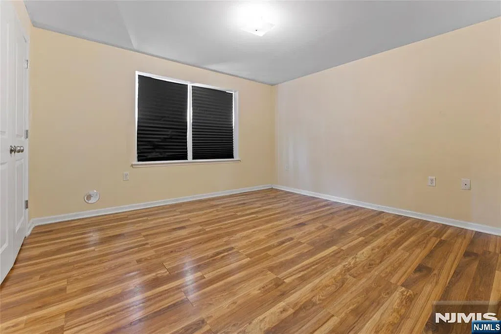 1 bed, 1.0 bath, $1,800 — Photo 4