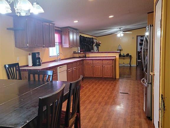 5th image of 3379 W Caddo Dr
