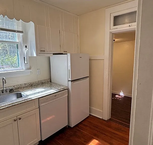 103 Ruxton Ave #C — Photo 24