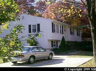 220 9th St, Pasadena, MD 21122