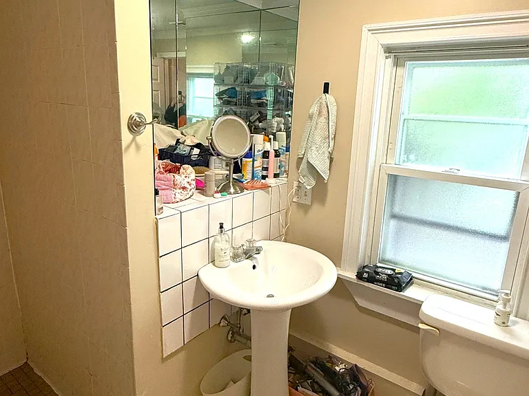 284 E St #2 — Photo 6