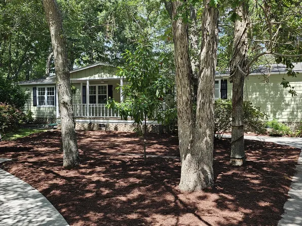 1555 Horse Branch Road SW, Ocean Isle Beach, NC 28469