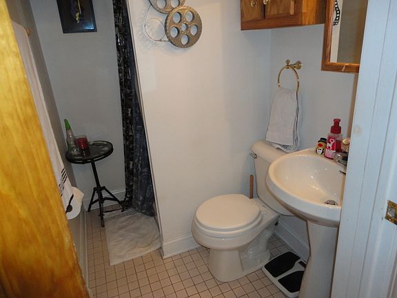 5th image of 606 Madison Ave APT 2R