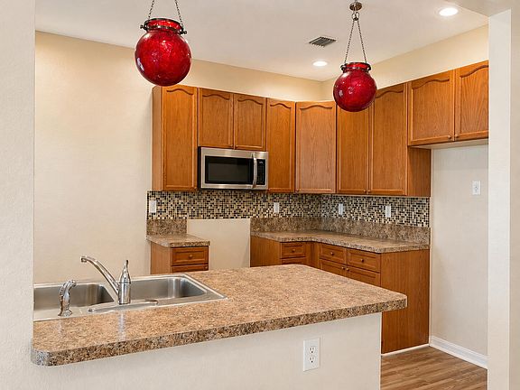 3rd image of 3373 Merrick Lane #705