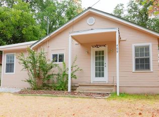 409 W Grove St, Pilot Point, TX 76258