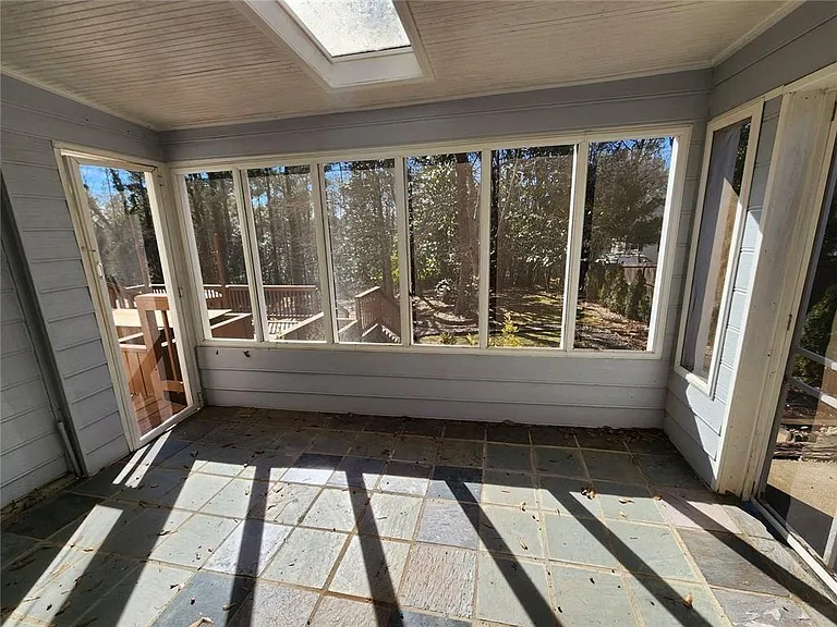 885 Melody Ln — Photo 21