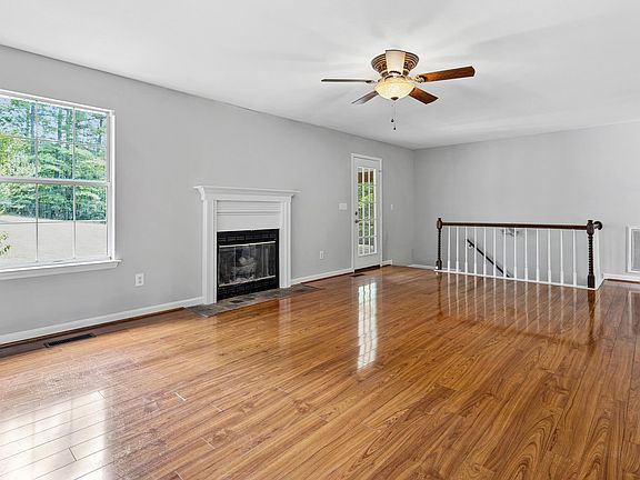 2nd image of 6921 Flagstone Dr