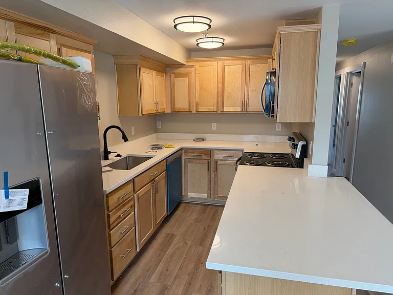 Eagle Crest Apartments — Photo 67