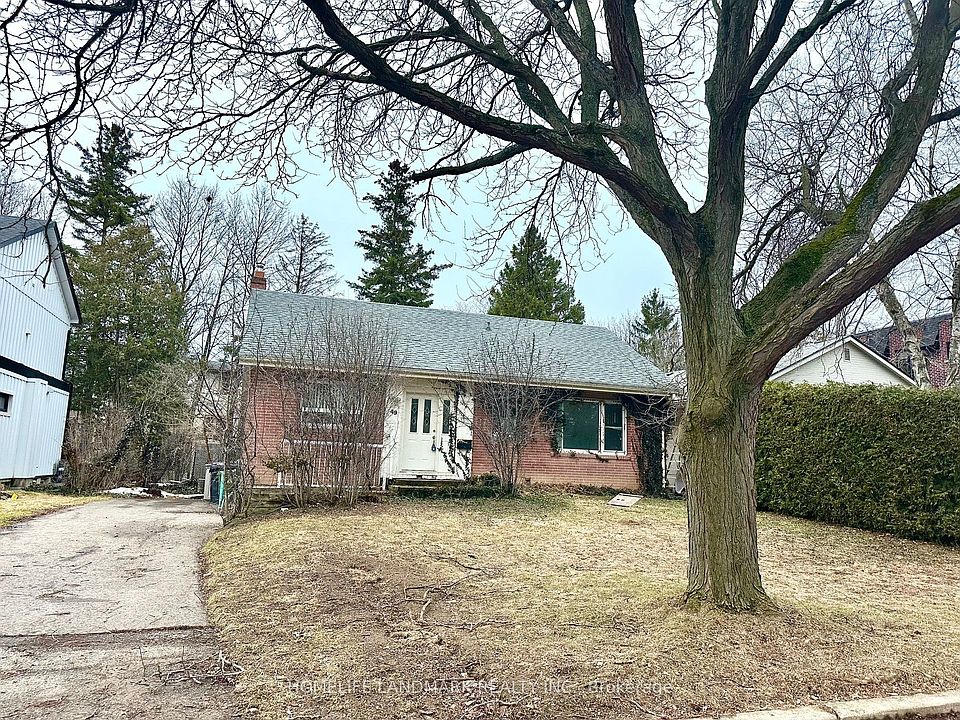 1st image of 49 Addison Cres