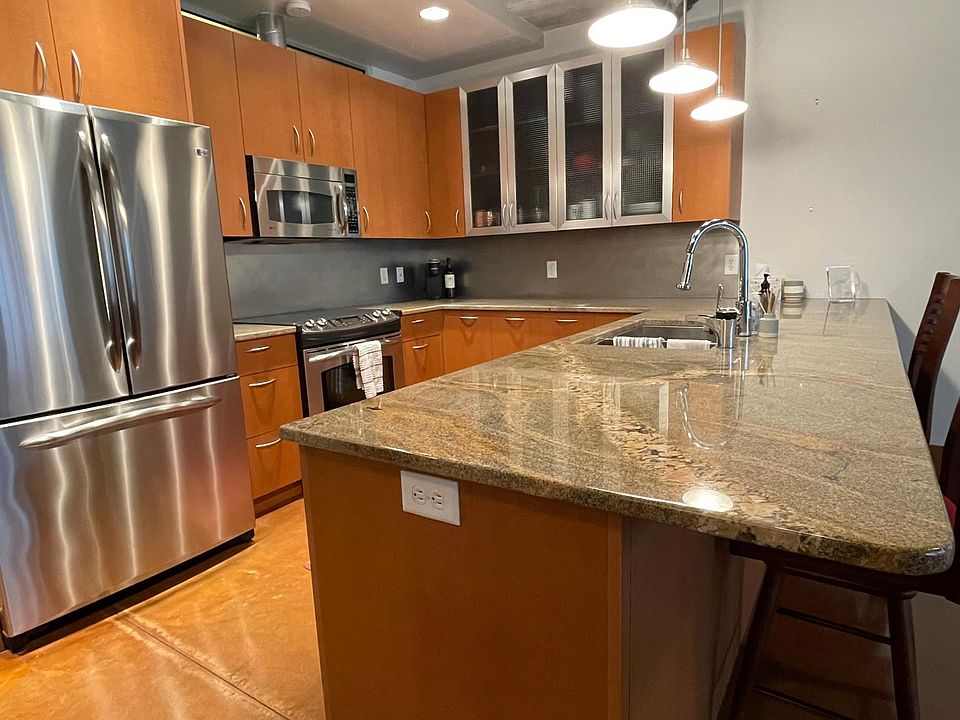 1st image of 1502 Jones St Penthouse 2