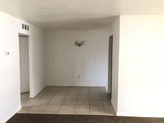 5th image of 1432 Parkway Dr APT 11B