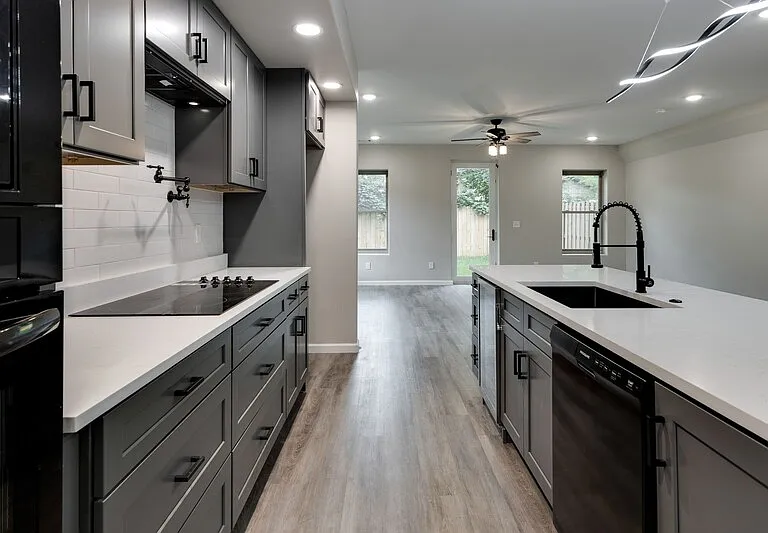 271 Garry Dr #A — Photo 10