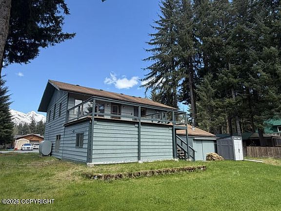 2nd image of 9253 Gee St