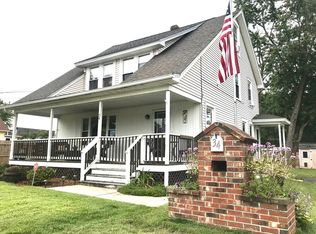 34 Shearer St, Palmer, MA 01069
