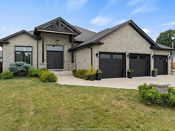 3rd image of 227 Meadowview Ave