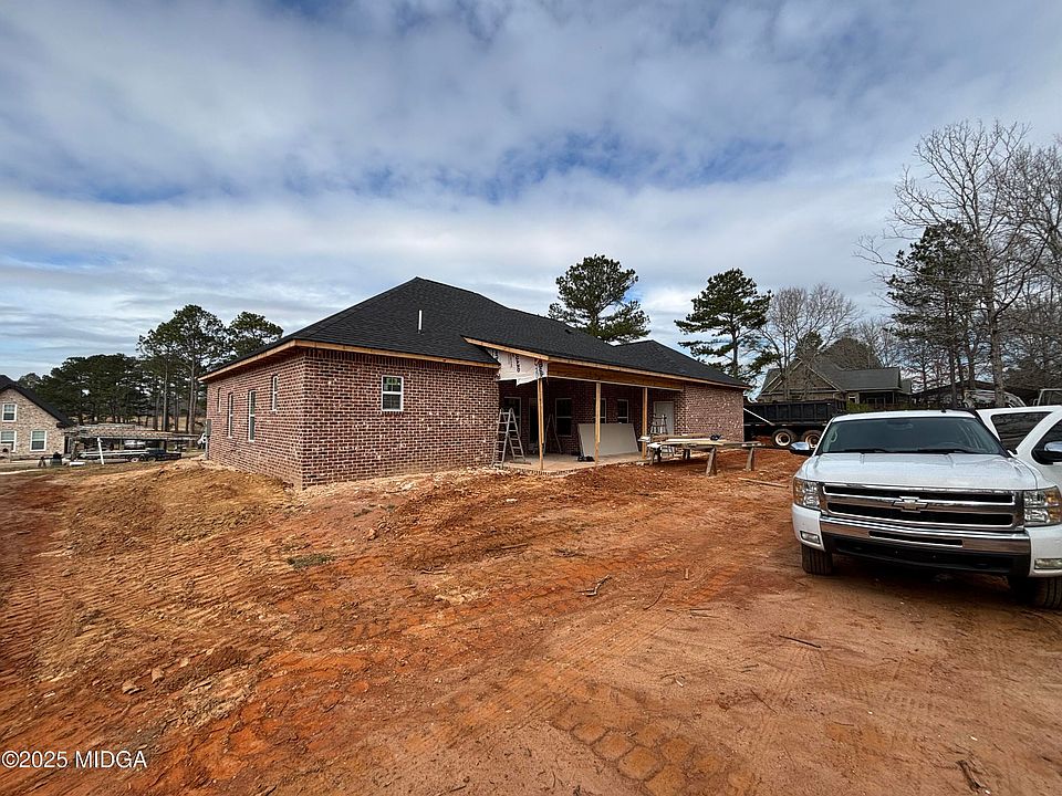 2nd image of 72 River Ridge Dr