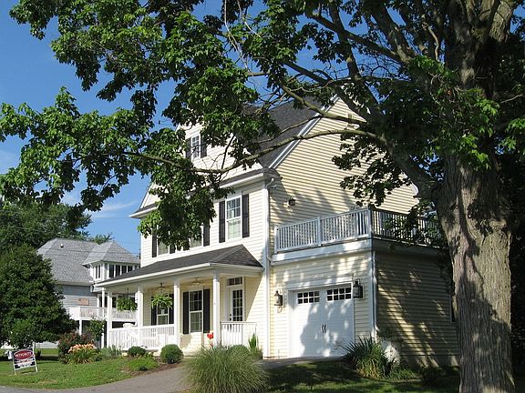 Open deck over garage