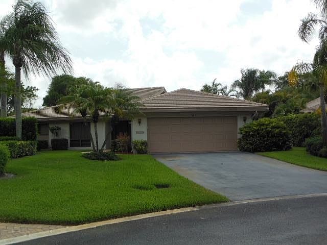1st image of 4790 Pine Tree Dr