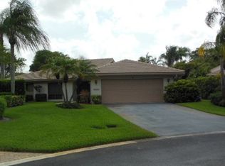 4790 Pine Tree Dr, Boynton Beach, FL 33436