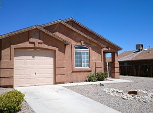 6105 Cyonus Ave NW, Albuquerque, NM 87114