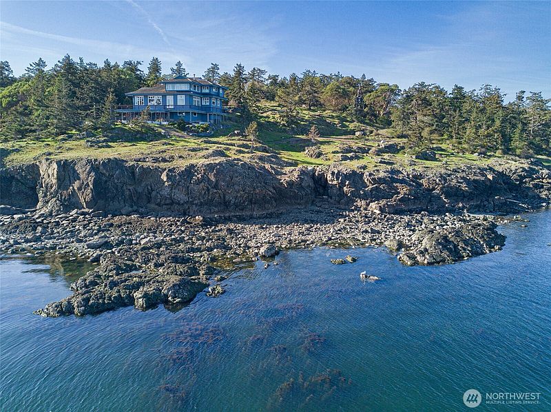 4th image of 571 Golf Course Road
