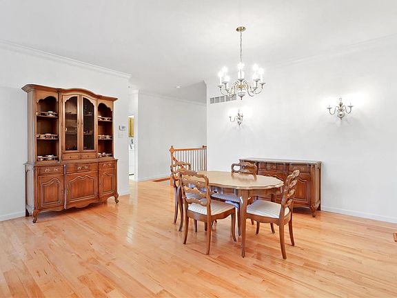 5th image of 5511 Remington Villas Ct
