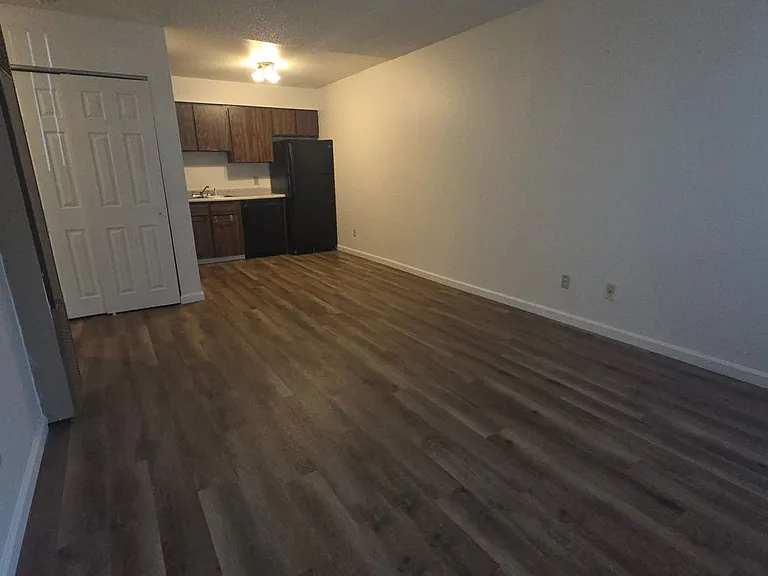 Parkview Villas & Apts — Photo 3