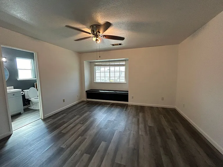 3086 Beverly Ct — Photo 18