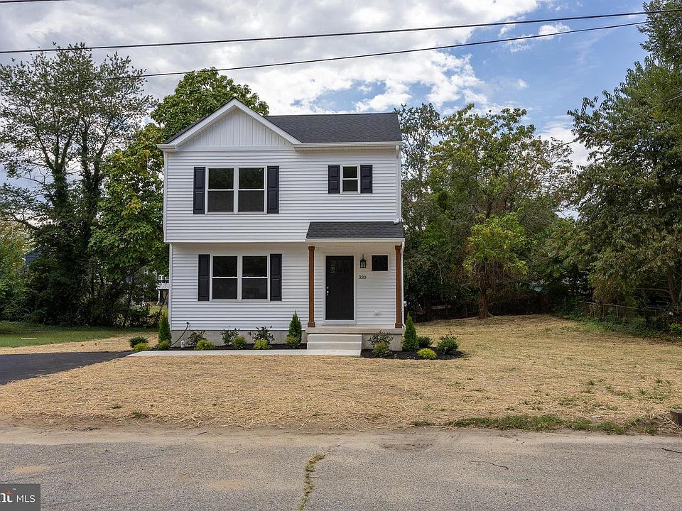 1st image of 348 Colfax St