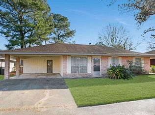 2046 Oak Grove Dr, Baton Rouge, LA 70815