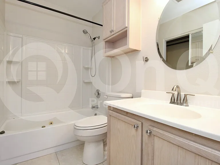 1961 N Hartford St #1049 — Photo 13