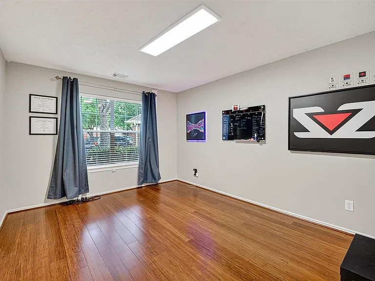 12042 Clear Brook Oak St — Photo 5