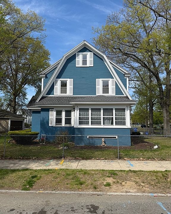 1st image of 21 Westford Cir