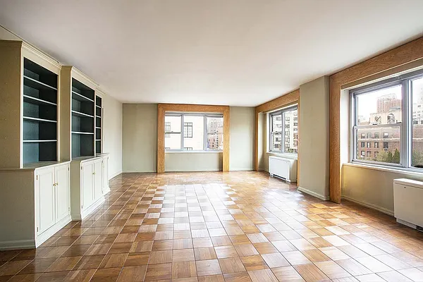 Sold by Stribling | media 22