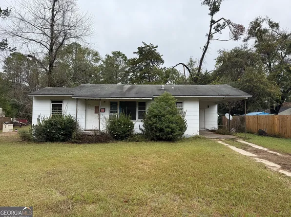 822 Stillwater Dr, Valdosta, GA 31601