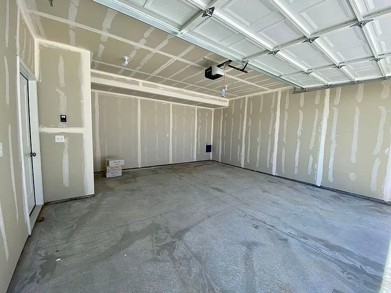 2664 S 2250 W #204 — Photo 16