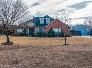 263 Saddlebrook Ct, Rhome, TX 76078